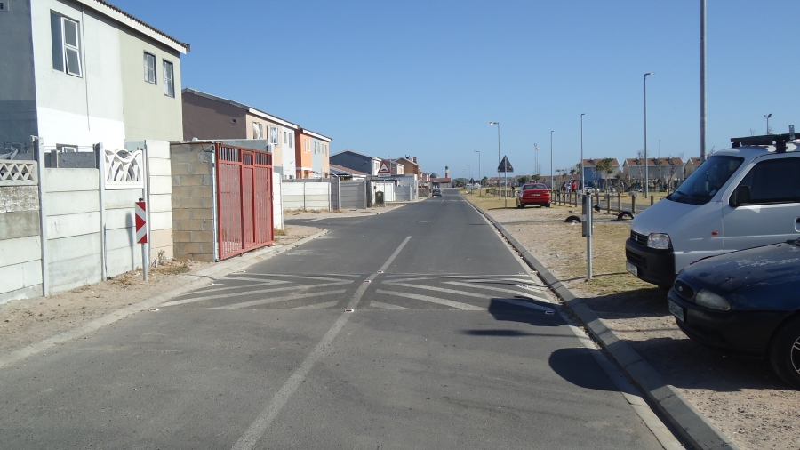 2 Bedroom Property for Sale in Pelican Park Western Cape